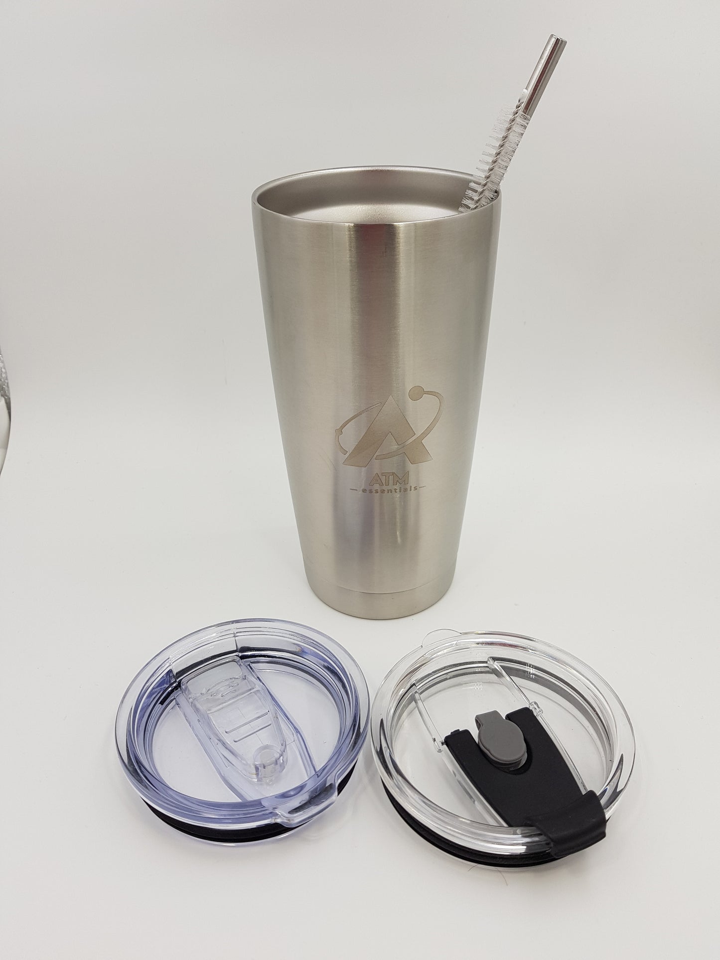 2x 20oz Stainless Steel insulated tumbler with 2 lids and metal straw